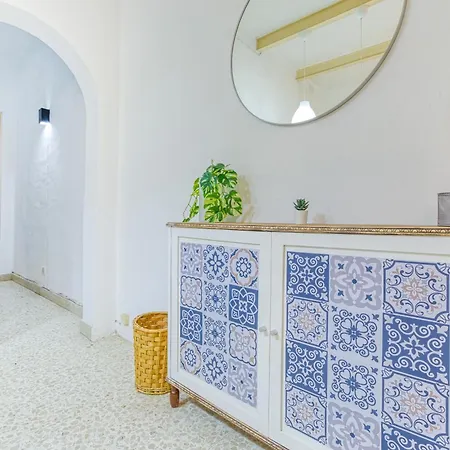Lilly The Traditional Maltese Townhouse In Sliema