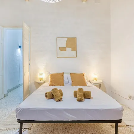 Lilly The Traditional Maltese Townhouse In *