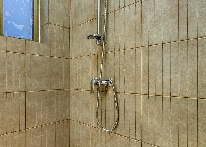 Lilly The Traditional Maltese Townhouse In