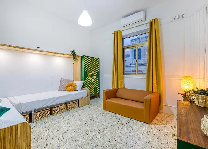 펜션 Lilly The Traditional Maltese Townhouse In 슬리에마