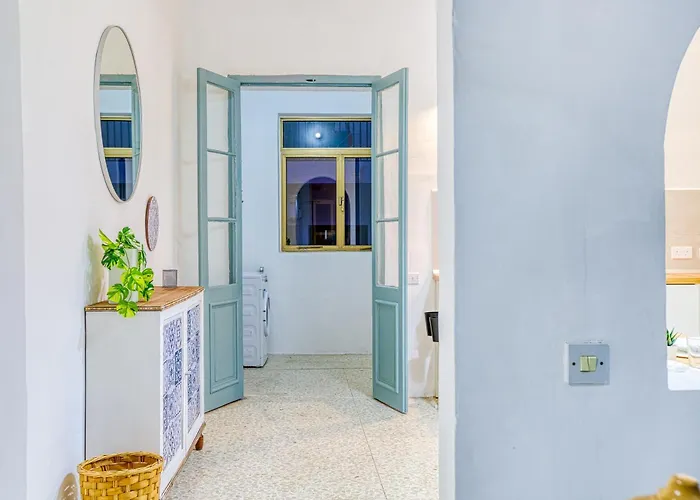 Lilly The Traditional Maltese Townhouse In 펜션 *