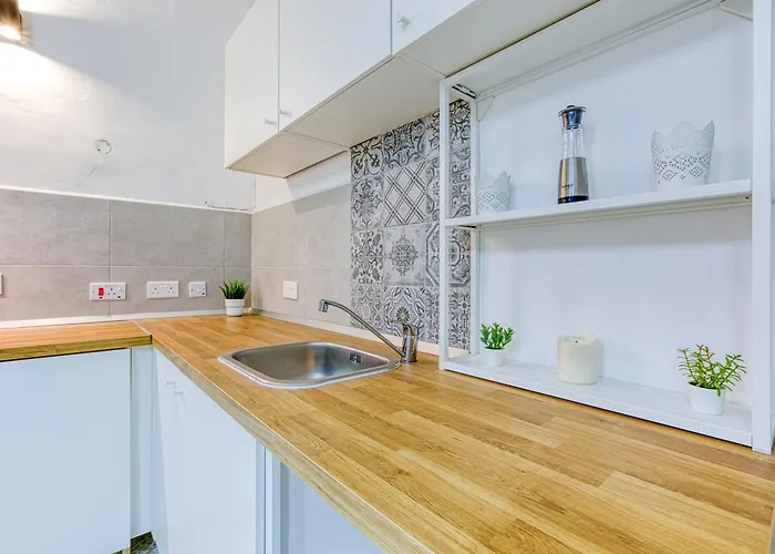 Lilly The Traditional Maltese Townhouse In