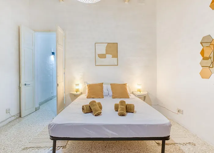 Lilly The Traditional Maltese Townhouse In *