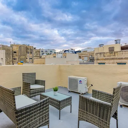 Vakantiehuis Lilly The Traditional Maltese Townhouse In *