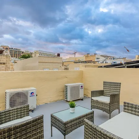 Lilly The Traditional Maltese Townhouse In *