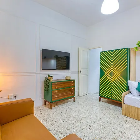 Lilly The Traditional Maltese Townhouse In Σλιέμα